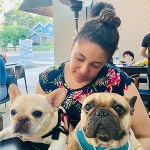 Meet your Posher, Serina